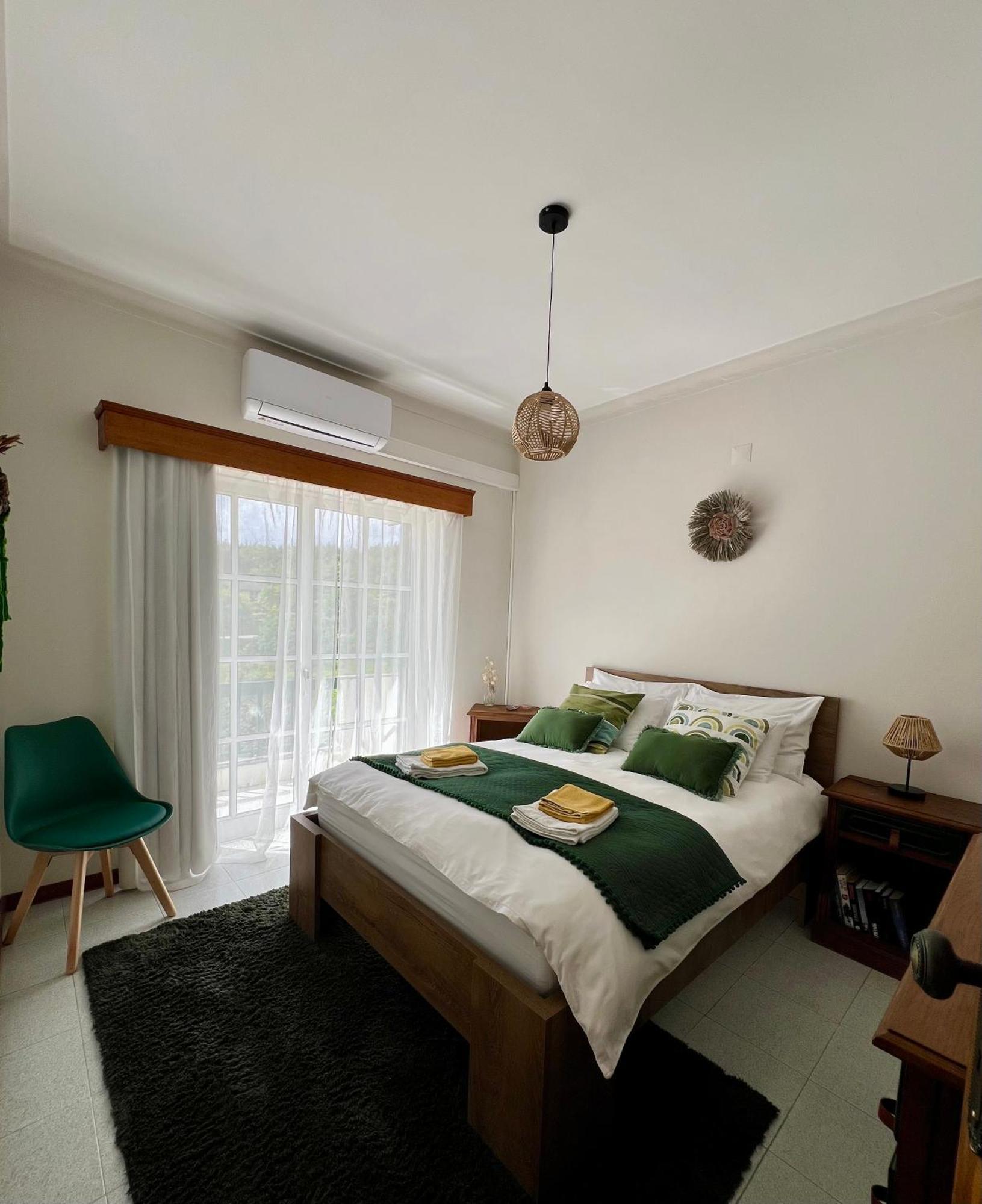 Encosta Do Sol Apartment Canas de Senhorim Exterior photo